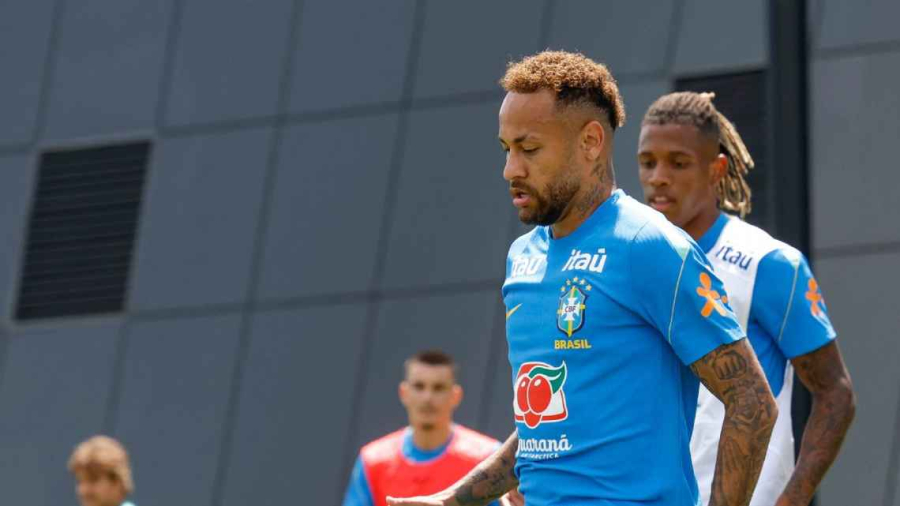Neymar viaja com Seleção para Miami e fica no banco