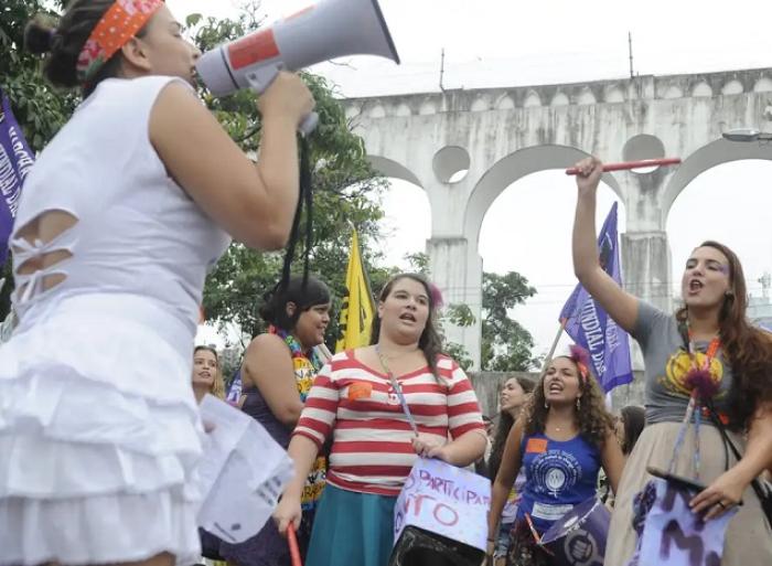 As mulheres e o extremismo que mata