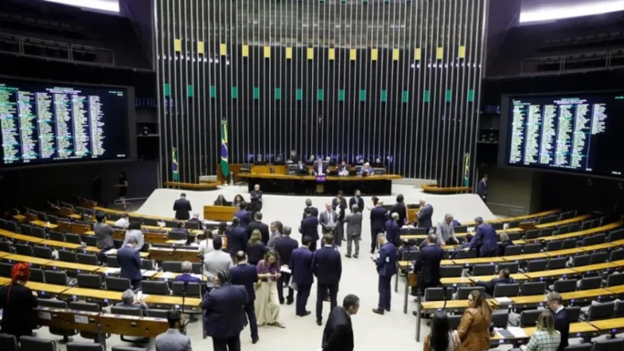 Congresso Nacional retoma votações com PL Antifacção, PECs e caso Banco Master