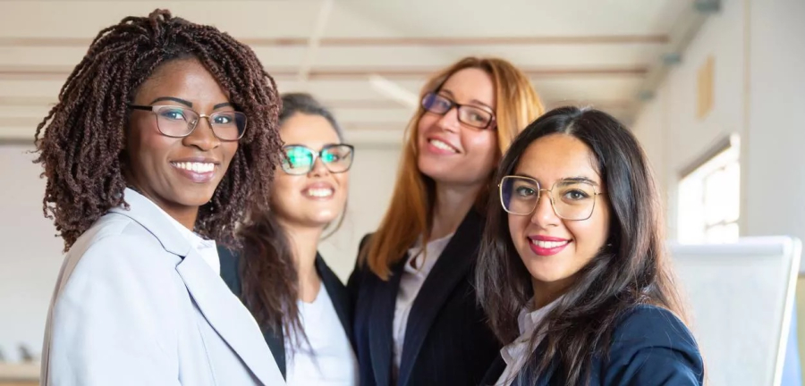 Crédito com garantia do Sebrae apoia mulheres e soma R$ 734 milhões em 2025