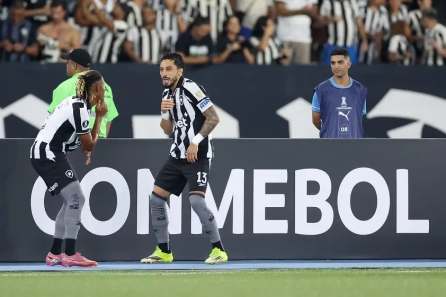Botafogo não brilha, mas vence o Nacional Potosí e avança na Libertadores