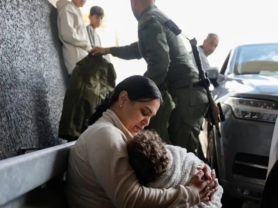 Ataque atinge escola no Irã e deixa 57 mortos