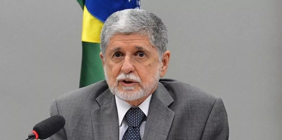 “Devemos nos preparar para o pior”, diz Celso Amorim após agressões dos EUA e de Israel contra o Irã