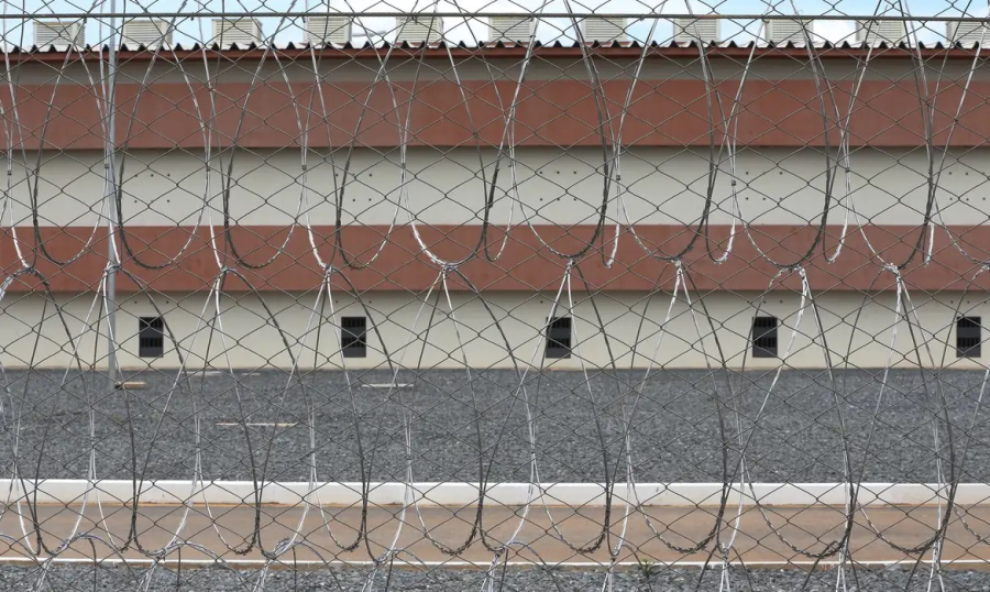 ESÂNDALO MASTER: DANIEL VORCARO CHEGA A BRASÍLIA E VAI PARA PRESÍDIO FEDERAL