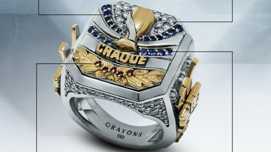 Craque do Paulistão recebeu anel de ouro com diamantes, safiras e rubis