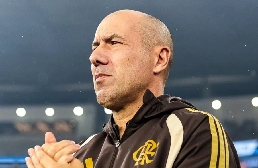 Flamengo tem mudança 'radical' em primeira vitória com Leonardo Jardim
