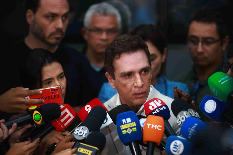 Médico detalha estado de saúde de Bolsonaro como grave