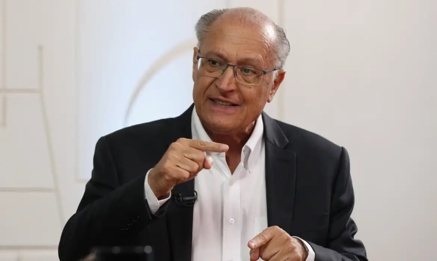 Alckmin acredita que a guerra não deve impactar na taxa de juros