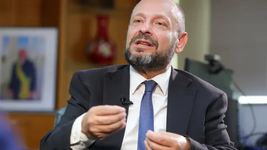 Governo Lula demite presidente do INSS Gilberto Waller