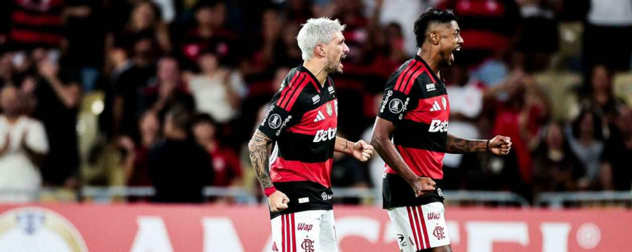 Flamengo leva 'susto' de ex-Flu, mas goleia Independiente Medellín