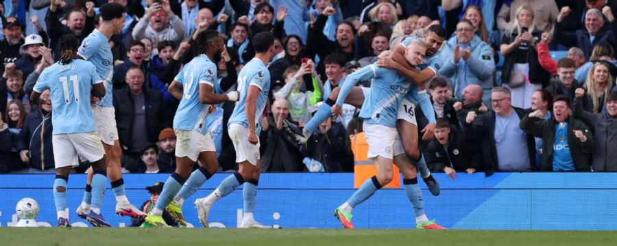 Com Haaland decisivo, City supera falha de Donnarumma na Premier League