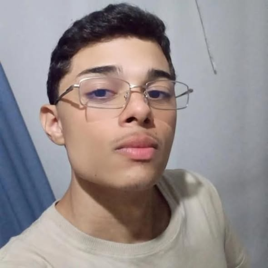 Bolsa família faz história em Teresina com dois irmãos cursando Medicina