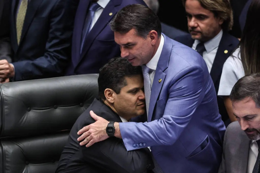 Míriam Leitão: PL da Dosimetria é rendição do Senado ao bolsonarismo e derrota da democracia