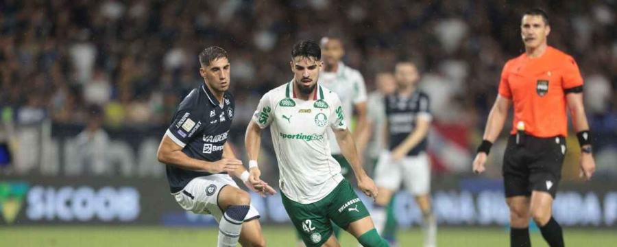 Barros responsabiliza arbitragem por tropeço do Palmeiras