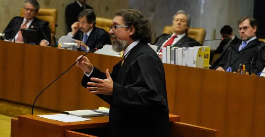 ADVOGADOS DEIXAM DEFESA DE CIRO NOGUEIRA - parlamentar teria atuado em favor do Banco Master