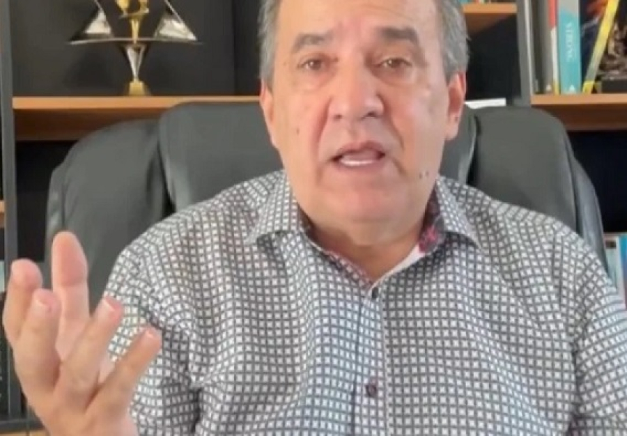 Malafaia cobra explicações de Flávio Bolsonaro após áudio com Vorcaro