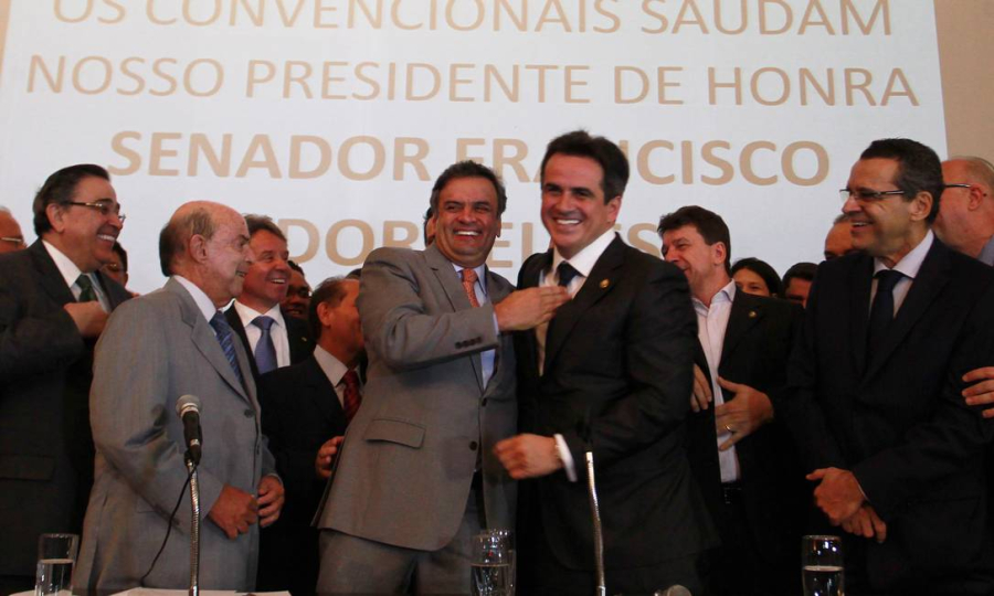 EXCLUSIVO: CIRO NOGUEIRA PODERÁ VOTAR EM AÉCIO NEVES PARA PRESIDENTE - tucano admitiu a aliados que há um movimento de outros partidos