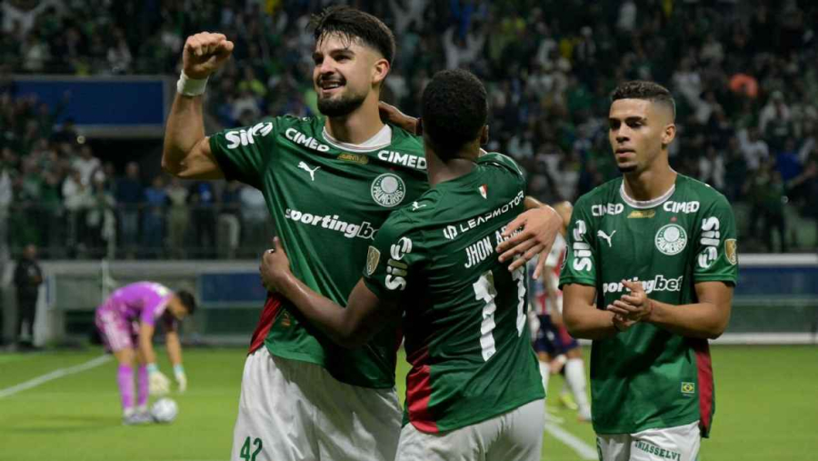 Com show de Flaco e dois de Arias, Palmeiras atropela o Junior Barranquilla