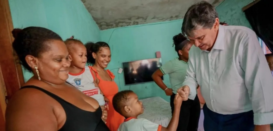 W. DIAS: “5,1 milhões de famílias deixaram o Bolsa Família porque superaram a pobreza”