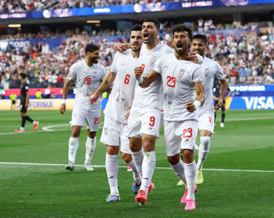 Mexicanos se declaram à seleção do Irã: 