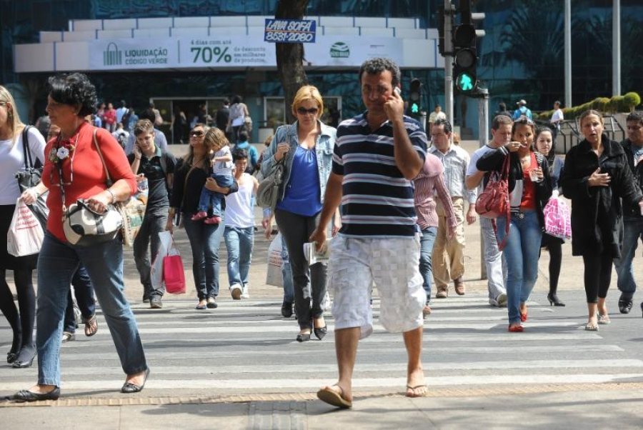 Brasil registra a menor taxa de desemprego desde 2012