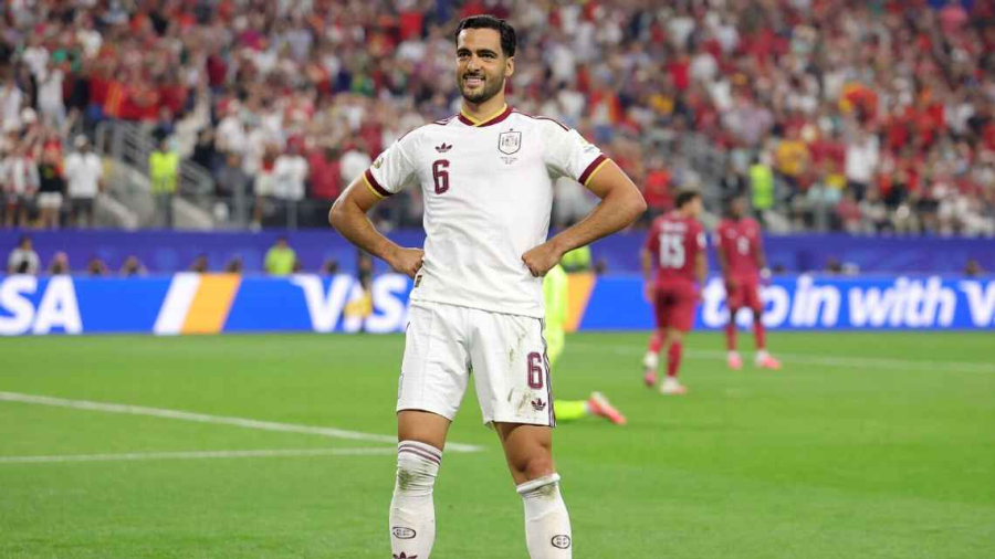Espanha marca no fim, elimina Portugal e 'aposenta' Cristiano Ronaldo de Copas