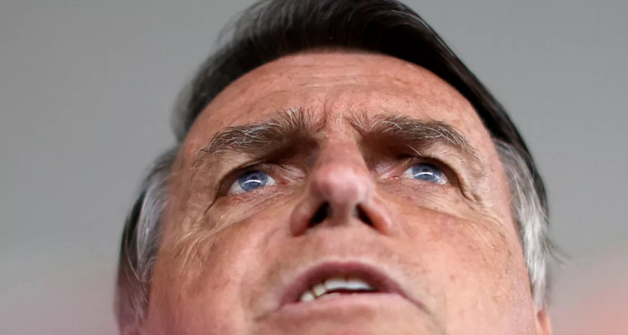 Exército entrega armas de Bolsonaro à PF e informa falta de duas