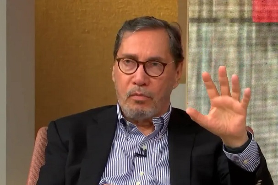 Merval Pereira: “Conexões pessoais” no Rio ameaçam candidatura de Flávio Bolsonaro