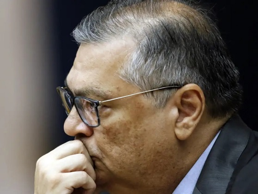 Dino manda PF ampliar investigação sobre orçamento secreto