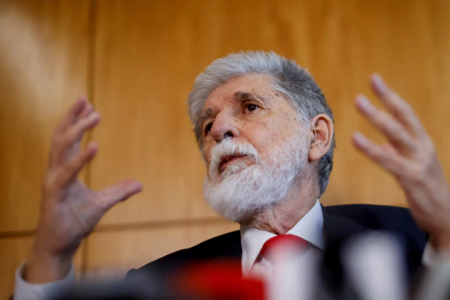 “Nunca vi o mundo com este nível de conflito”, alerta Celso Amorim à TV 247