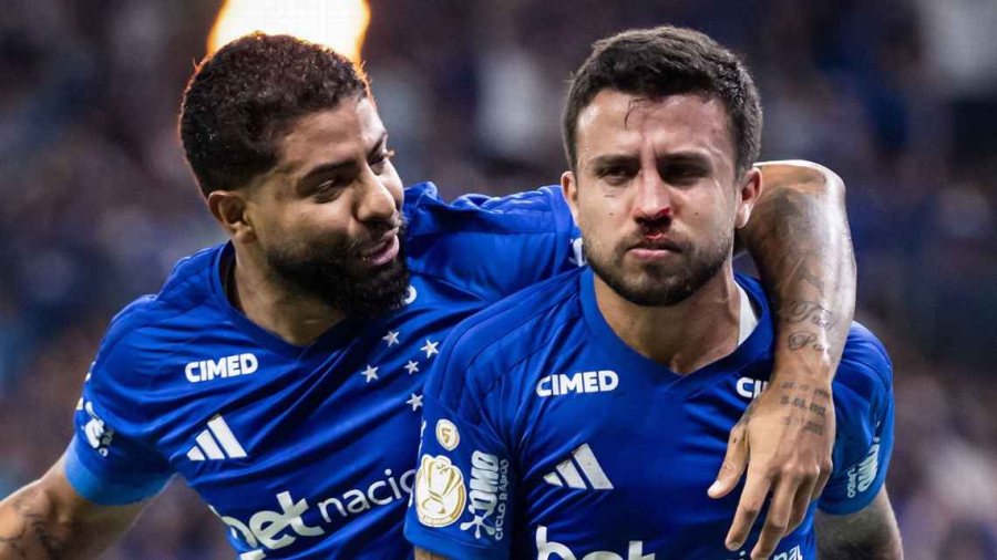 Cruzeiro faz 2 a 0 na Chapecoense e se garante nas quartas de final da Copa do Brasil