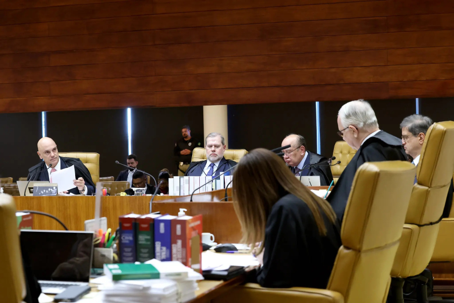 Gilmar Mendes aguarda PGR para decidir sobre inquérito por estupro contra vice de Flávio Bolsonaro
