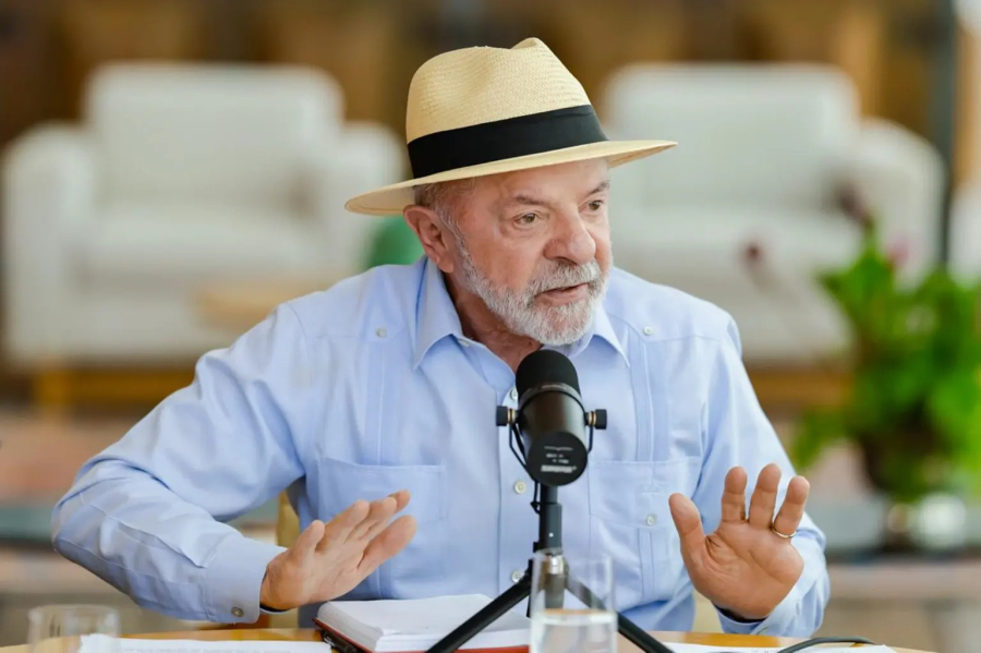 Lula vai priorizar entrevistas a podcasts durante o primeiro turno