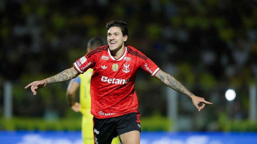 Flamengo goleia o Mirassol fora de casa e aproveita tropeço do Palmeiras