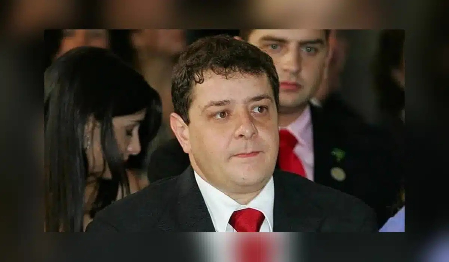 PGR diz que PF não encontrou negócio de Lulinha com o poder público