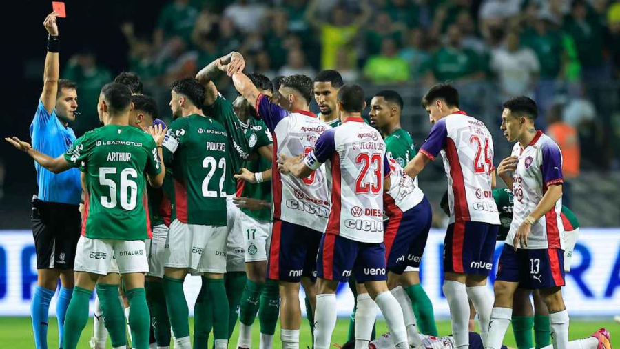 Andreas pega dois jogos de suspensão e desfalca Palmeiras contra LDU na Libertadores