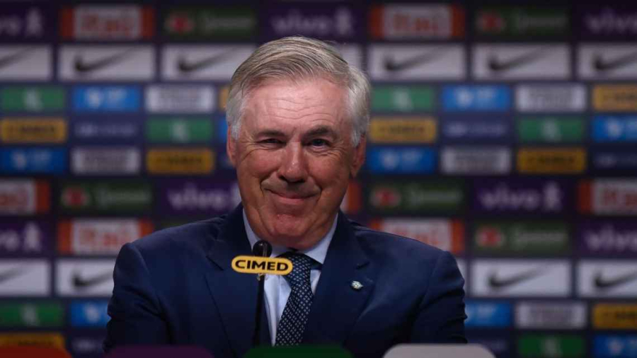 Lista de Ancelotti tem trio do Corinthians, dupla do Flamengo e inúmeras surpresas
