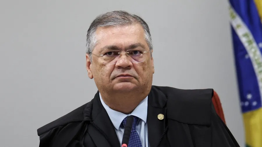 Flávio Dino retira sigilo de investigação sobre Dark Horse; veja vídeo