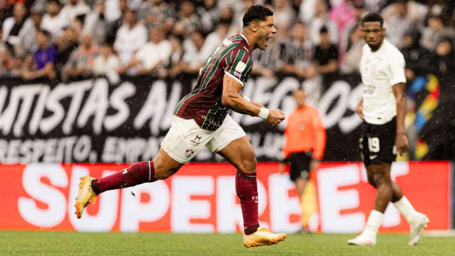 Hulk esmaga e Fluminense impõe 6ª derrota seguida ao Corinthians