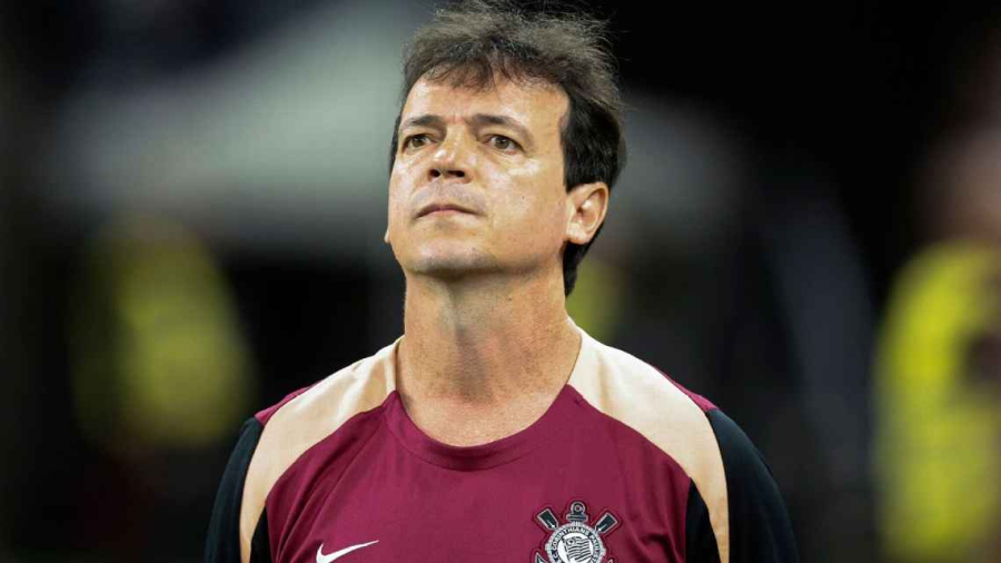 Diniz vai ser demitido? Corinthians bate martelo e revela até pedido dos jogadores