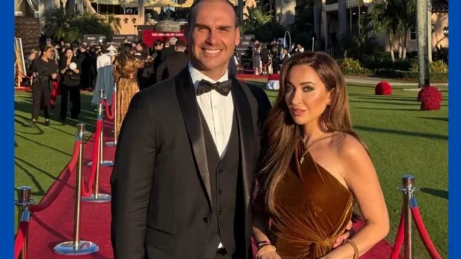 Eduardo Bolsonaro é demitido da Polícia Federal por abandono do cargo