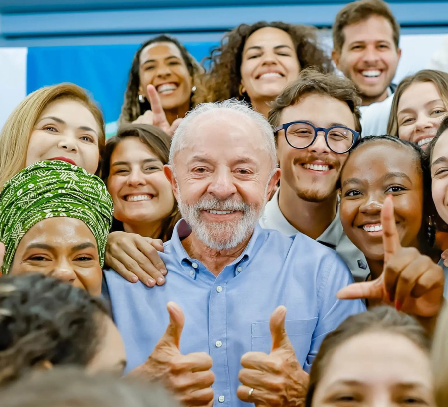 Lula cresce 8% entre jovens de 16 a 24 anos entre final 30 setembro e 13 de outubro