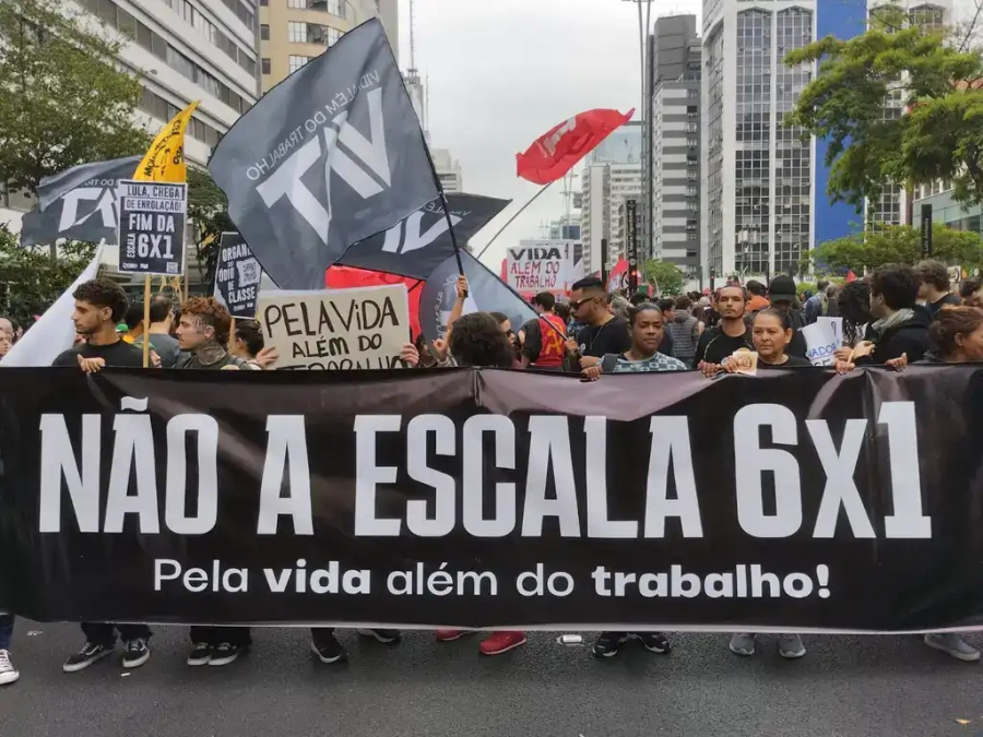 Fim da escala 6×1 tem 96% de apoio nas redes e favorece Lula contra Flávio Bolsonaro