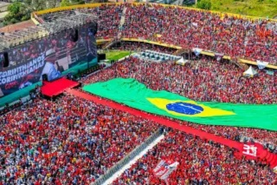 Cidadãos e movimentos da América Latina lançam manifesto de apoio à reeleição de Lula