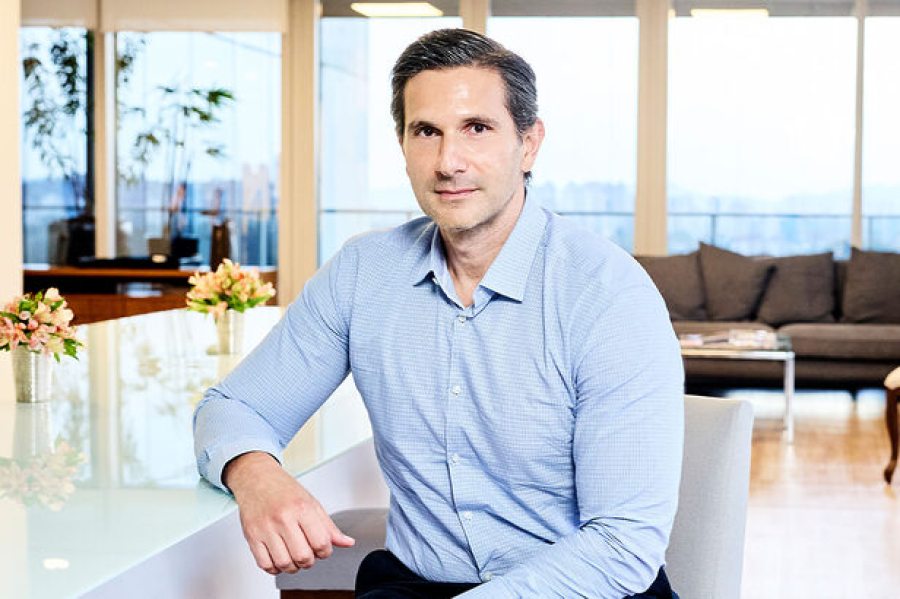 Globo demite CEO que vendia matérias e participava de orgias com Daniel Vorcaro
