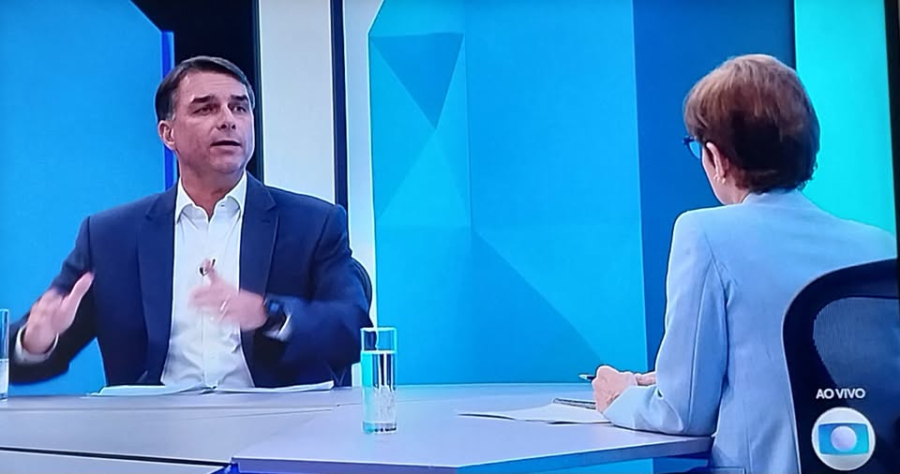 FLÁVIO BOLSONARO É DESPREPARADO PARA SER PRESIDENTE