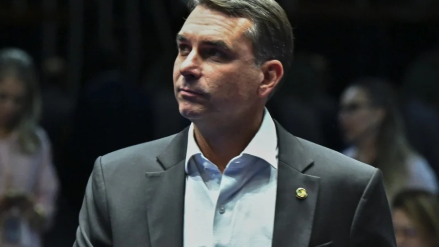 O MAIOR INSULTO DE FLÁVIO BOLSONARO