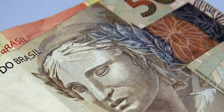 Quaest: 69% dos brasileiros relatam aumento da renda no último ano