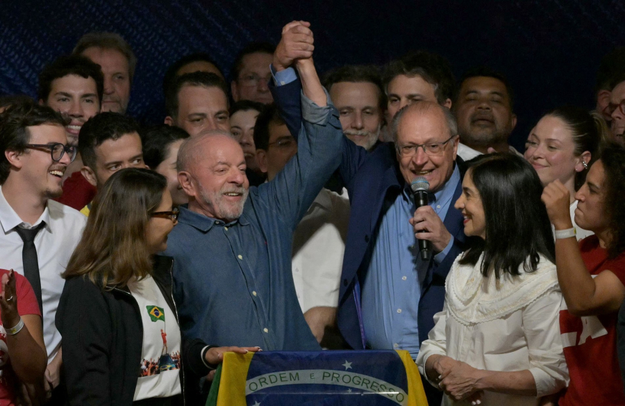LULA MASSACRA FLÁVIO BOLSONARO NAS URNAS COM MAIS DE 4 MILHÕES DE VOTOS DE MAIORIA